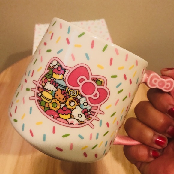 Hello Kitty Cafe Sprinkles Mug - Picture 3 of 5